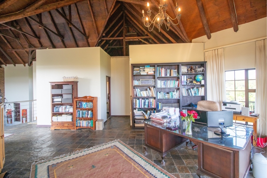 5 Bedroom Property for Sale in East London Rural Eastern Cape